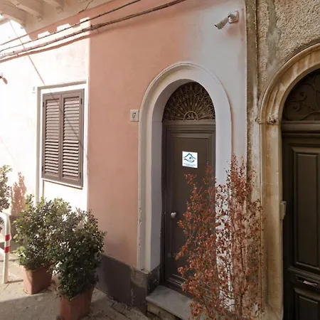 Holiday home Scariceddu Etna Sea 2 *